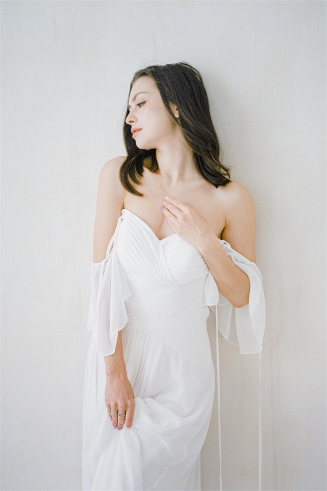 French Sheer Veil - Image 2